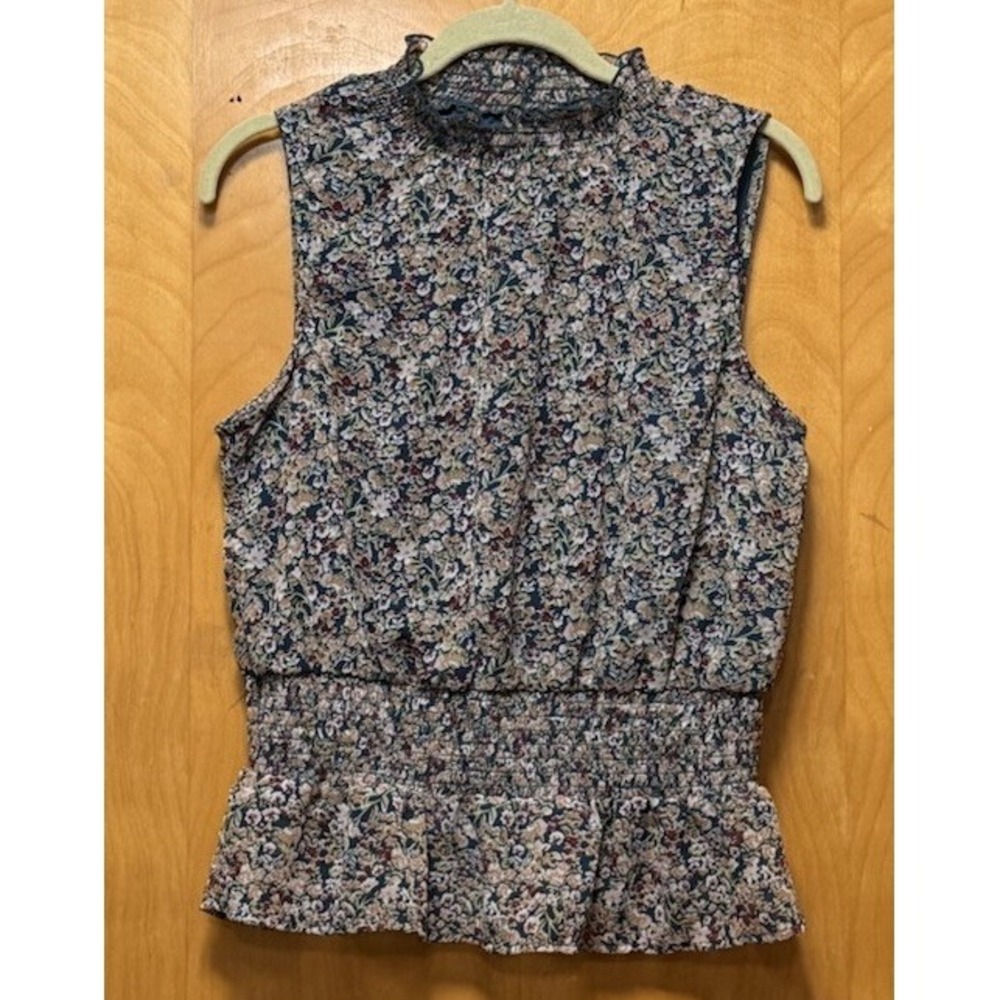 Japna Navy Floral Sleeveless Smocked Peplum Top
